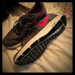 Women’s Nike running shoes size 10